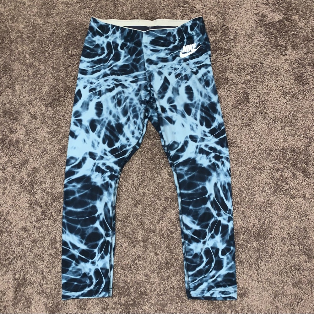 Nike Tide Pool Print Cropped Leggings Blue